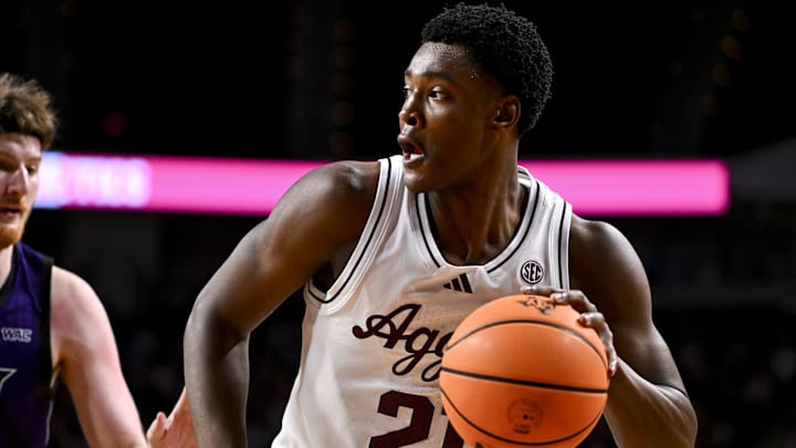 Dec 28, 2024; College Station, Texas, USA; Texas A&M Aggies forward Pharrel Payne (21) controls the ball during the first half against the Abilene Christian Wildcats at Reed Arena. Mandatory Credit: Maria Lysaker-Imagn Images Dec 28, 2024; College Station, Texas, USA; Texas A&M Aggies forward Pharrel Payne (21) controls the ball during the first half against the Abilene Christian Wildcats at Reed Arena. Mandatory Credit: Maria Lysaker-Imagn Images