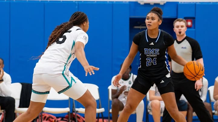 DME Academy senior shooting guard GiGi Battle (24) has helped lead the Daytona Beach squad to a 16-0 record and the No. 1 ranking in this week's High School on SI Florida Girls Basketball state rankings.