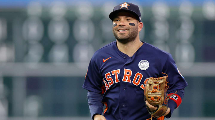 José Altuve no jugará el resto de la serie ante los Angelinos por lesión 