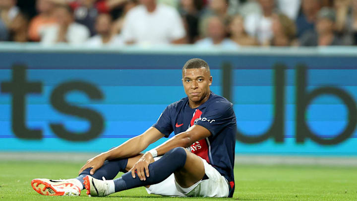 Le Paris Saint-Germain concède encore le match nul malgré un but de Kylian Mbappé (1-1).