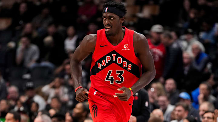 Phoenix Suns v Toronto Raptors