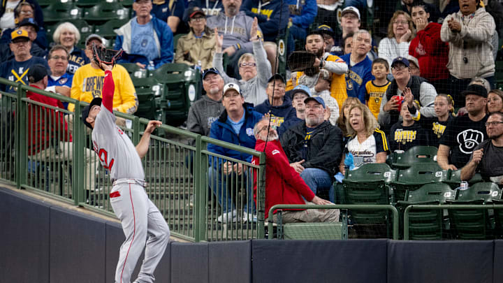 Right fielder Wilyer Abreu makes an impressive catch for the Boston Red Sox versus the Milwaukee Brewers.