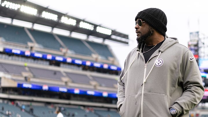Dec 15, 2024; Philadelphia, Pennsylvania, USA; Pittsburgh Steelers head coach Mike Tomlin before action against the Philadelphia Eagles at Lincoln Financial Field. Mandatory Credit: Bill Streicher-Imagn Images