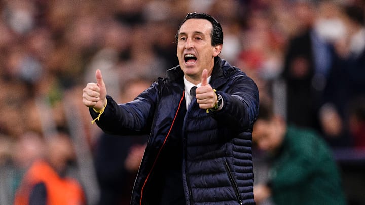 Unai Emery adoubé par Twitter
