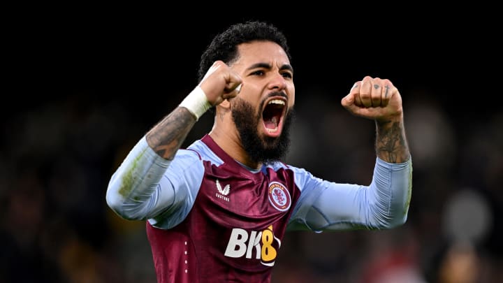 Douglas Luiz signe à la Juventus