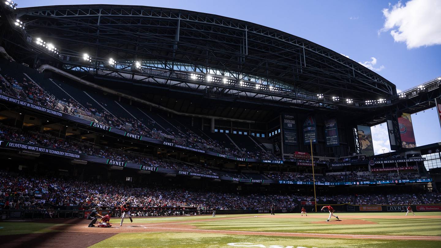 Diamondbacks' Strange Attendance Drop is Starting to Raise Concerns