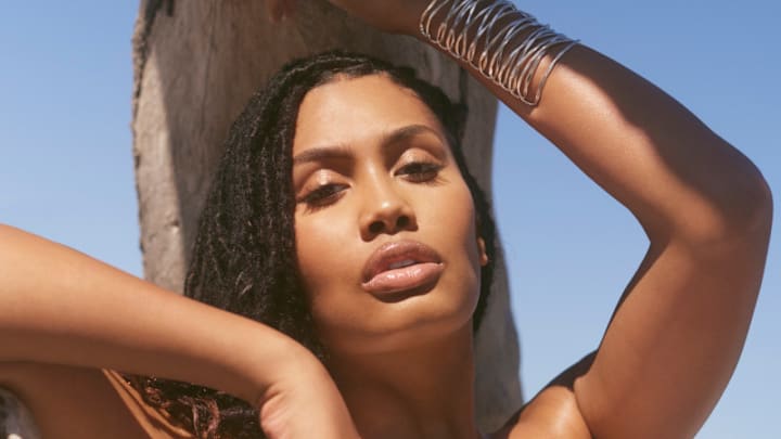 Leyna Bloom was photographed by Amanda Pratt in Dominica. Leyna Bloom was photographed by Amanda Pratt in Dominica.