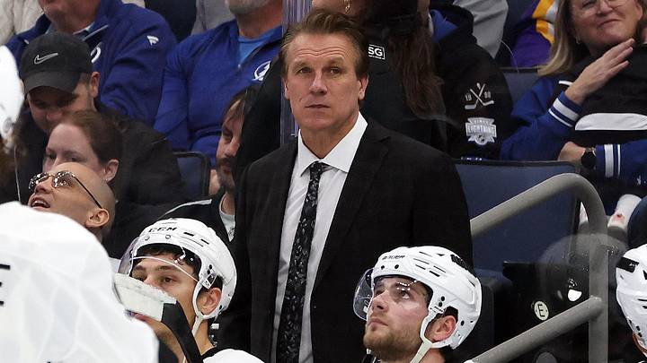Jan 30, 2025; Tampa, Florida, USA; Los Angeles Kings head coach Jim Hiller against the Tampa Bay Lightning during the third period at Amalie Arena. Mandatory Credit: Kim Klement Neitzel-Imagn Images Jan 30, 2025; Tampa, Florida, USA; Los Angeles Kings head coach Jim Hiller against the Tampa Bay Lightning during the third period at Amalie Arena. Mandatory Credit: Kim Klement Neitzel-Imagn Images