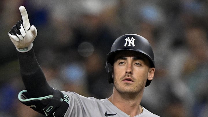 Aug 4, 2025; Arlington, Texas, USA; New York Yankees center fielder Cody Bellinger (35) during the game between the Texas Rangers and the New York Yankees at Globe Life Field. Mandatory Credit: Jerome Miron-Imagn Images Aug 4, 2025; Arlington, Texas, USA; New York Yankees center fielder Cody Bellinger (35) during the game between the Texas Rangers and the New York Yankees at Globe Life Field. Mandatory Credit: Jerome Miron-Imagn Images