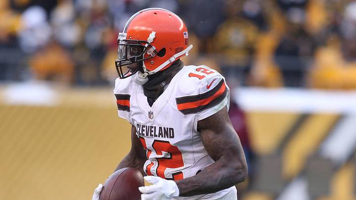 Dec 31, 2017; Pittsburgh, PA, USA; Cleveland Browns wide receiver Josh Gordon (12) runs after a catch against the Pittsburgh Steelers during the fourth quarter at Heinz Field. The Steelers won 28-24. Mandatory Credit: Charles LeClaire-Imagn Images Dec 31, 2017; Pittsburgh, PA, USA; Cleveland Browns wide receiver Josh Gordon (12) runs after a catch against the Pittsburgh Steelers during the fourth quarter at Heinz Field. The Steelers won 28-24. Mandatory Credit: Charles LeClaire-Imagn Images