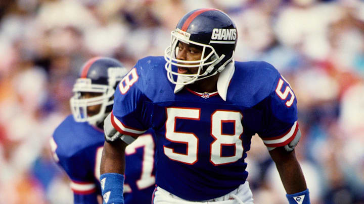 Nov 24, 1991; USA; FILE PHOTO; New York Giants linebacker Carl Banks (58) in action against the Tampa Bay Buccaneers at Tampa Stadium. Nov 24, 1991; USA; FILE PHOTO; New York Giants linebacker Carl Banks (58) in action against the Tampa Bay Buccaneers at Tampa Stadium.