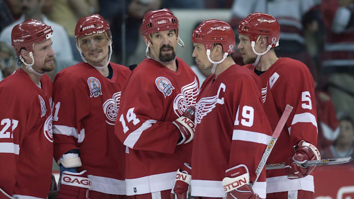 Red Wings v Hurricanes