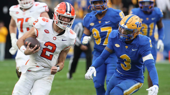 Nov 16, 2024; Pittsburgh, Pennsylvania, USA; Clemson Tigers quarterback Cade Klubnik (2) runs on his way to scoring a game winning fifty-yard touchdown during the fourth quarter to defeat the Pittsburgh Panthers at Acrisure Stadium. Mandatory Credit: Charles LeClaire-Imagn Images