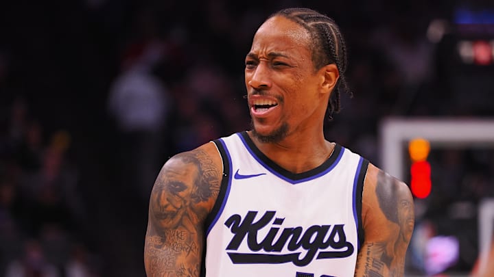 Mar 19, 2025; Sacramento, California, USA; Sacramento Kings forward/guard DeMar DeRozan (10) speaks to Cleveland Cavaliers head coach Kenny Atkinson (not pictured) during the second quarter at Golden 1 Center. Mandatory Credit: Kelley L Cox-Imagn Images