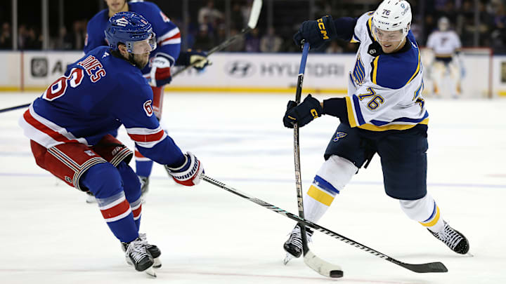 St Louis Blues v New York Rangers