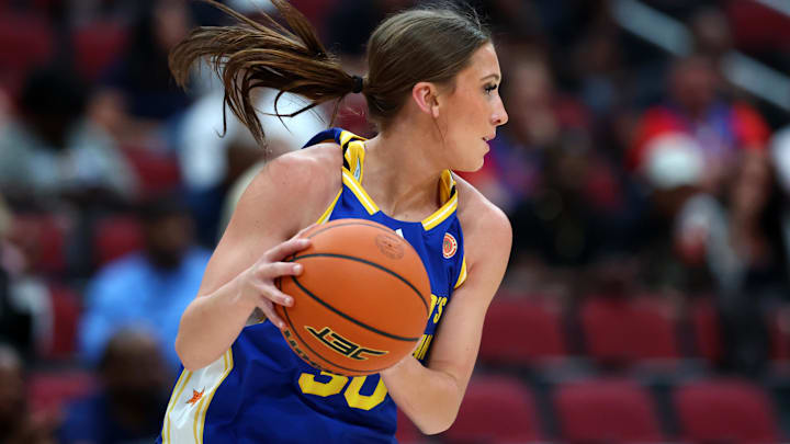 Mar 31, 2026; Glendale, AZ, USA; Maddyn Greenway (30) during the McDonalds All American Girls Game at Desert Diamond Arena. Mandatory Credit: Mark J. Rebilas-Imagn Images