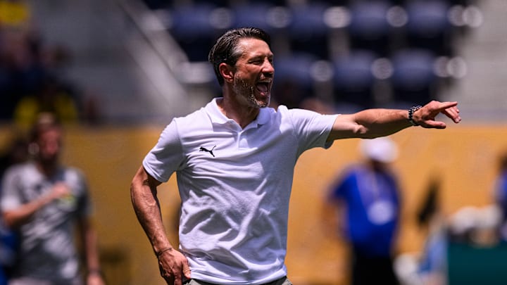 BVB-Trainer Niko Kovac am Seitenrand BVB-Trainer Niko Kovac am Seitenrand