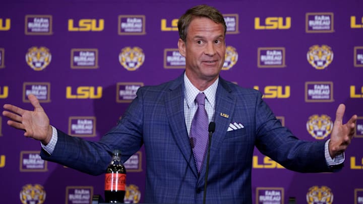 Dec 1, 2025; Baton Rouge, LA, USA; LSU new head coach Lane Kiffin speaks at South Stadium Club at Tiger Stadium. Mandatory Credit: Matthew Hinton-Imagn Images Dec 1, 2025; Baton Rouge, LA, USA; LSU new head coach Lane Kiffin speaks at South Stadium Club at Tiger Stadium. Mandatory Credit: Matthew Hinton-Imagn Images