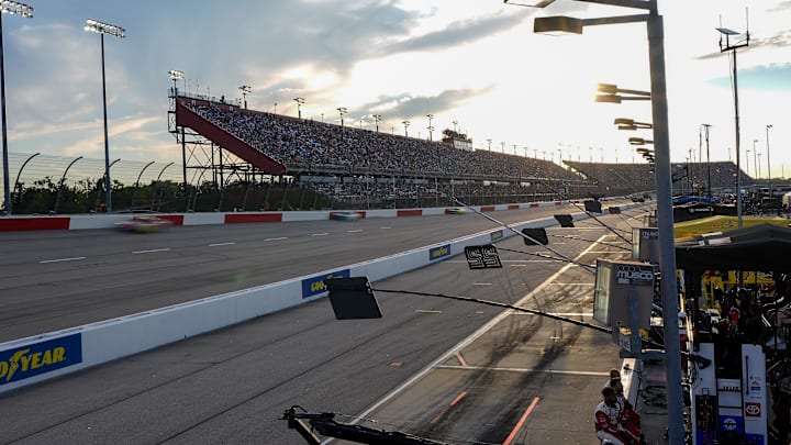 Darlington Raceway, NASCAR