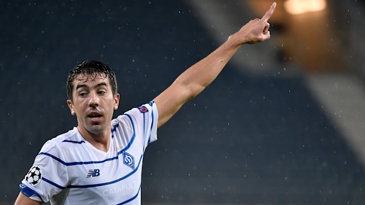 Vasco segue ativo no mercado em busca de reforços para a Série B. Vasco segue ativo no mercado em busca de reforços para a Série B.