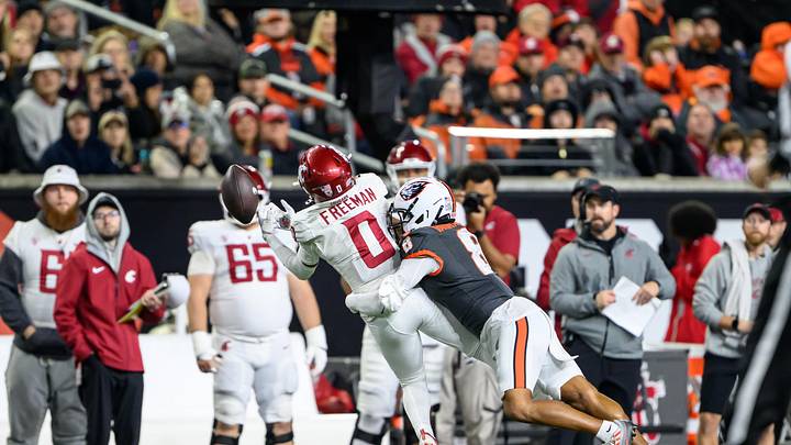 Nov 1, 2025; Corvallis, Oregon, USA; Oregon State Beavers defensive back Sailasa Vadrawale III (8) breaks up a pass play intended for Washington State Cougars wide receiver Tony Freeman (0) during the fourth quarter at Reser Stadium. Mandatory Credit: Craig Strobeck-Imagn Images