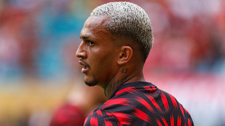 Wesley está muito próximo de ser negociado pelo Flamengo Wesley está muito próximo de ser negociado pelo Flamengo