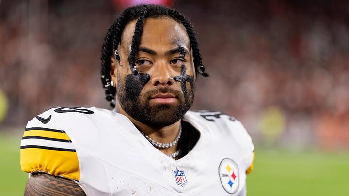 Pittsburgh Steelers running back Jaylen Warren