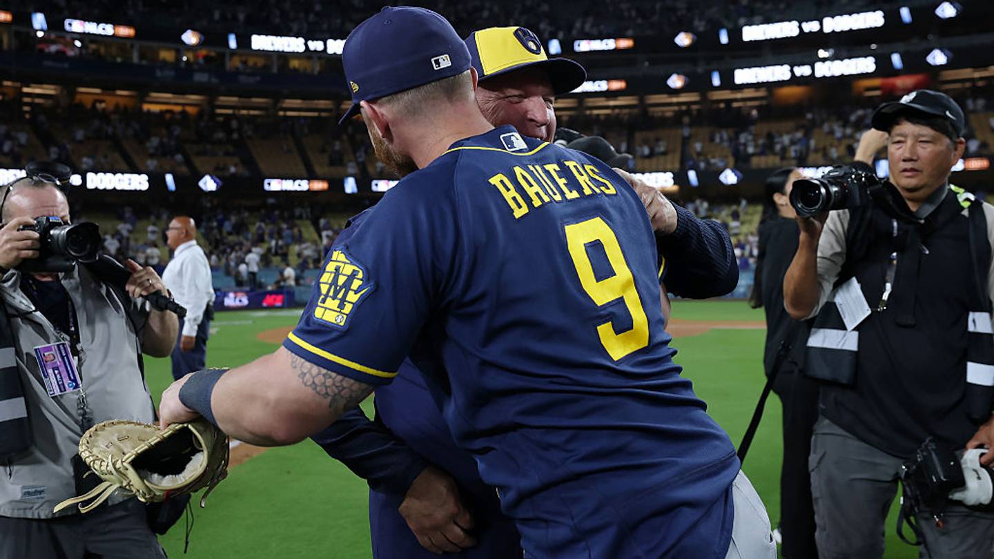 Milwaukee consuma la epopeya: Los Cerveceros barren a los Dodgers y están en la Serie Mundial