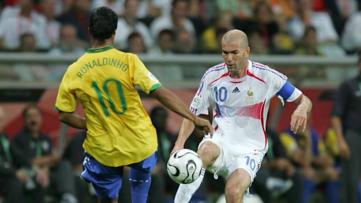 Fussball-WM 2006, Viertelfinale: Brasilien - Frankreich 0:1, Ronaldinho und Zidane Fussball-WM 2006, Viertelfinale: Brasilien - Frankreich 0:1, Ronaldinho und Zidane