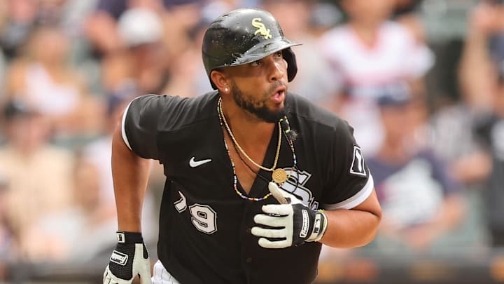 José Abreu podría ser una opción interesante para los Medias Rojas 
