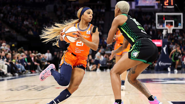 Oct 1, 2024; Minneapolis, Minnesota, USA; Connecticut Sun guard DiJonai Carrington (21) works around Minnesota Lynx guard Courtney Williams (10) during the second half of game two of the 2024 WNBA Semi-finals at Target Center. Mandatory Credit: Matt Krohn-Imagn Images Oct 1, 2024; Minneapolis, Minnesota, USA; Connecticut Sun guard DiJonai Carrington (21) works around Minnesota Lynx guard Courtney Williams (10) during the second half of game two of the 2024 WNBA Semi-finals at Target Center. Mandatory Credit: Matt Krohn-Imagn Images