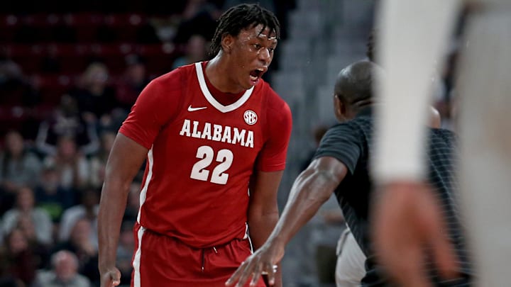Jan 13, 2026; Starkville, Mississippi, USA; Alabama Crimson Tide forward Aiden Sherrell (22) reacts with an assistant coach during a timeout during the second half against the Mississippi State Bulldogs at Humphrey Coliseum. Mandatory Credit: Petre Thomas-Imagn Images Jan 13, 2026; Starkville, Mississippi, USA; Alabama Crimson Tide forward Aiden Sherrell (22) reacts with an assistant coach during a timeout during the second half against the Mississippi State Bulldogs at Humphrey Coliseum. Mandatory Credit: Petre Thomas-Imagn Images