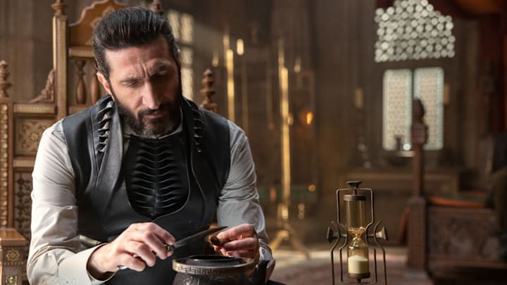 Fares Fares (Ishamael) in The Wheel of Time season 2. 