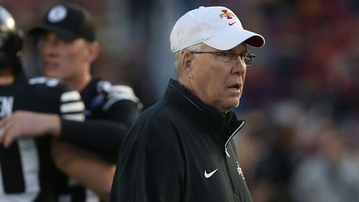 Iowa State defensive coordinator Jon Heacock