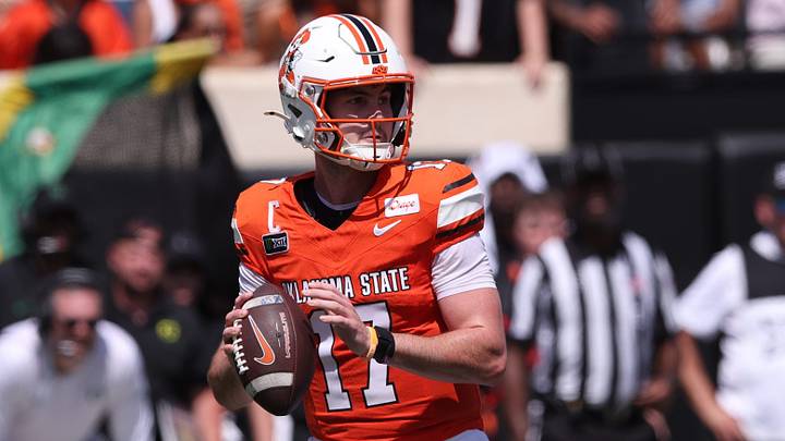 Oklahoma State Cowboys quarterback Drew Mestemaker