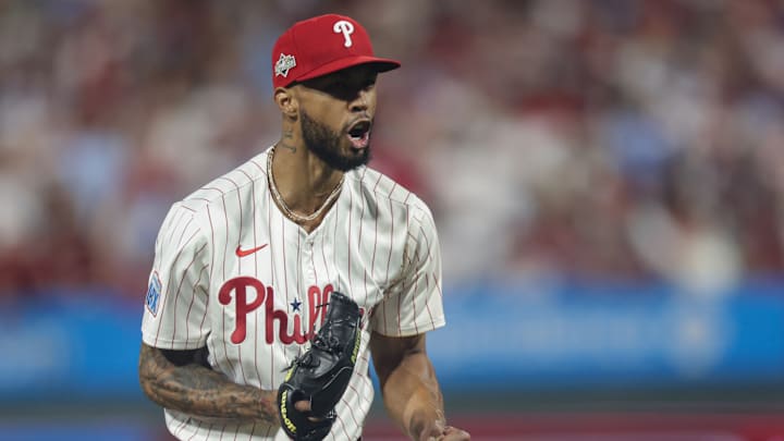 Division Series - Los Angeles Dodgers v Philadelphia Phillies - Game 1