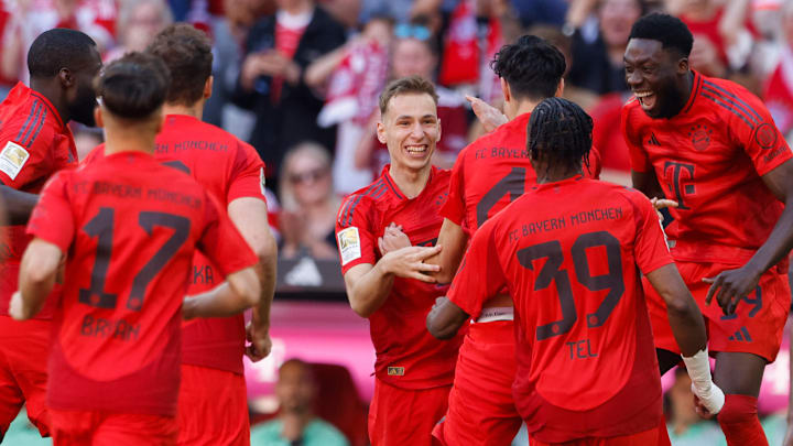 Bayern Munich vs Wolfsburg - Bundesliga