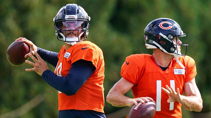 Chicago Bears quarterback Caleb Williams (18) throws a pass during a joint training camp at the Kettering Health Practice Fields, Thursday, Aug. 20, 2026, in downtown Cincinnati.