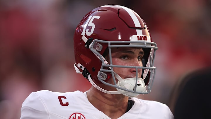 Alabama Crimson Tide quarterback Ty Simpson (15) looks on before the game against the Georgia Bulldogs at Sanford Stadium. 