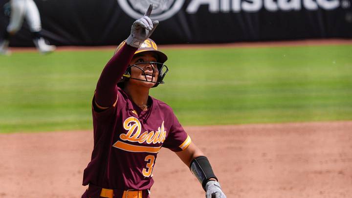 Arizona State catcher Samantha Swan