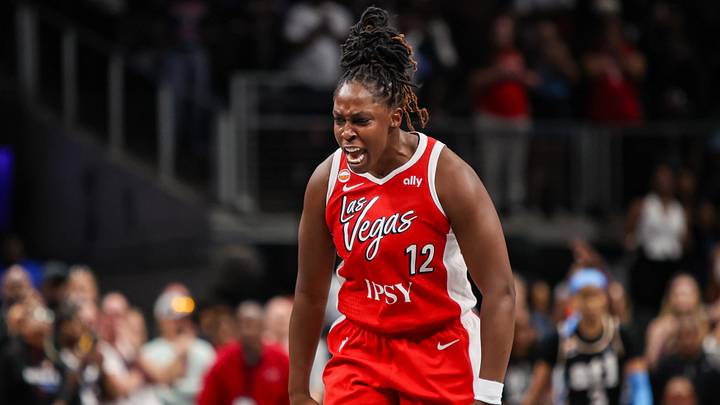 The Aces are home favorites against the Sparks on Saturday night.