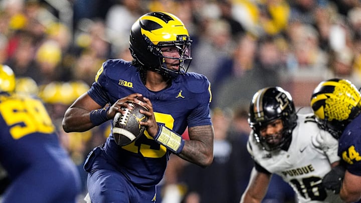 Bryce Underwood and Michigan are favored against Northwestern on Saturday.