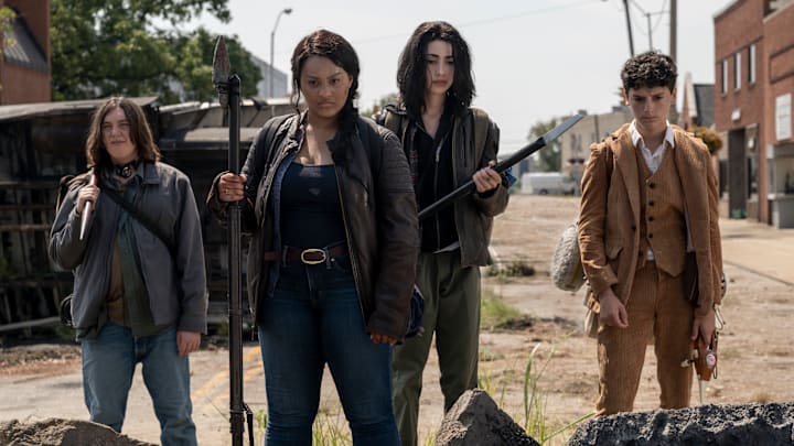 Alexa Mansour as Hope, Aliyah Royale as Iris, Hal Cumpston as Silas, Nicolas Cantu as Elton - The Walking Dead: World Beyond _ Season 1, Episode 2 - Photo Credit: Jojo Whilden/AMC