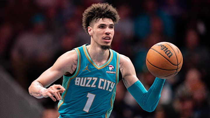 Milwaukee Bucks v Charlotte Hornets