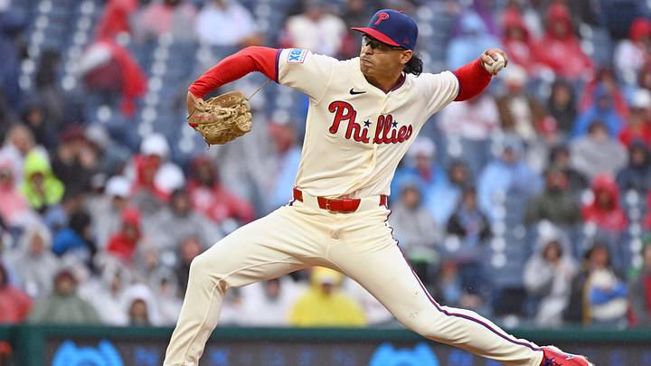Sep 27, 2026; Philadelphia, Pennsylvania, USA; Philadelphia Phillies starting pitcher Jesus Luzardo throws a pitch during the eighth inning against the Tampa Bay Rays at Citizens Bank Park. Mandatory Credit: Eric Hartline-Imagn Images Sep 27, 2026; Philadelphia, Pennsylvania, USA; Philadelphia Phillies starting pitcher Jesus Luzardo throws a pitch during the eighth inning against the Tampa Bay Rays at Citizens Bank Park. Mandatory Credit: Eric Hartline-Imagn Images