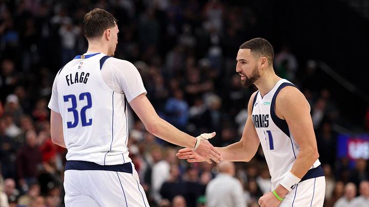 Nov 29, 2025; Inglewood, California, USA; Dallas Mavericks forward Cooper Flagg (32) is greeted by guard Klay Thompson (31) during the fourth quarter against the Los Angeles Clippers at Intuit Dome. Mandatory Credit: Kiyoshi Mio-Imagn Images Nov 29, 2025; Inglewood, California, USA; Dallas Mavericks forward Cooper Flagg (32) is greeted by guard Klay Thompson (31) during the fourth quarter against the Los Angeles Clippers at Intuit Dome. Mandatory Credit: Kiyoshi Mio-Imagn Images