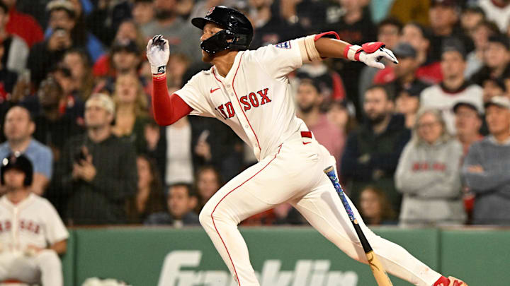 Jun 9, 2025; Boston, Massachusetts, USA; Boston Red Sox second baseman Kristian Campbell (28) hits a RBI against the Tampa Bay Rays during the ninth inning at Fenway Park. Mandatory Credit: Brian Fluharty-Imagn Images Jun 9, 2025; Boston, Massachusetts, USA; Boston Red Sox second baseman Kristian Campbell (28) hits a RBI against the Tampa Bay Rays during the ninth inning at Fenway Park. Mandatory Credit: Brian Fluharty-Imagn Images
