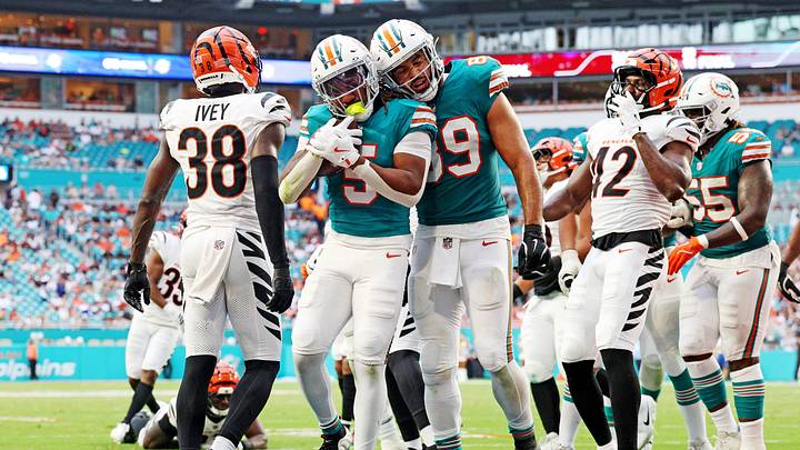 Miami Dolphins running back Jaylen Wright (5) celebrates a touchdown during the fourth quarter against the Cincinnati Bengals at Hard Rock Stadium.