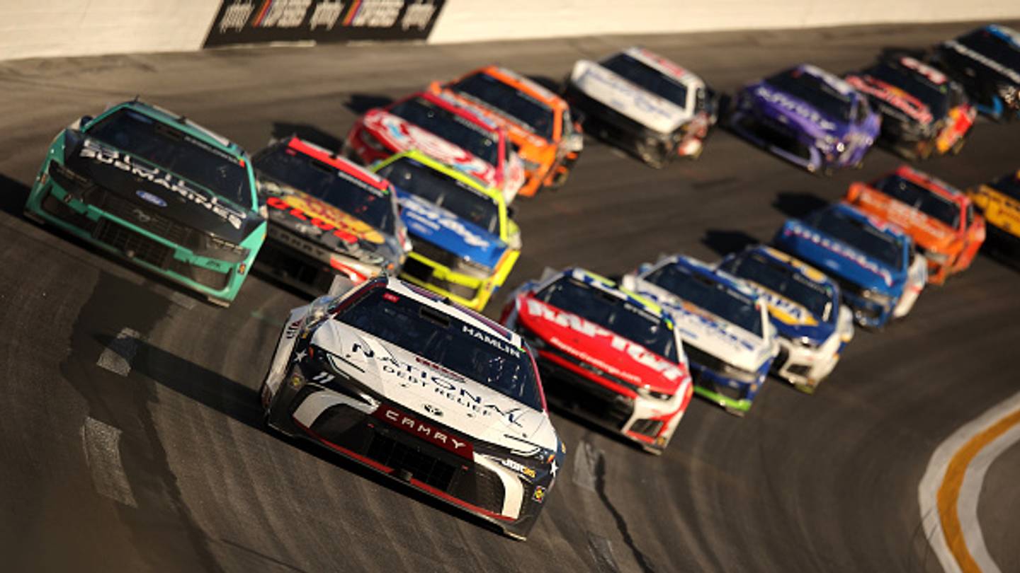 Atlanta NASCAR Cup Series results, full point standings