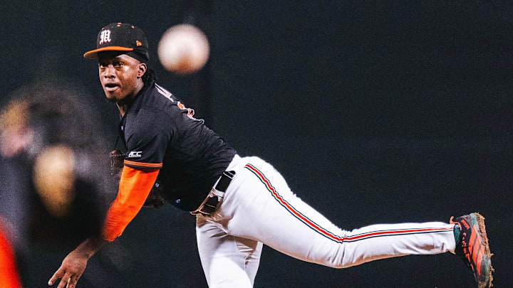 Miami starting pitcher Rob Evans against Florida